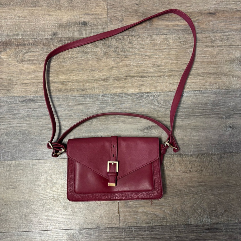 Chic Maroon Crossbody Bag